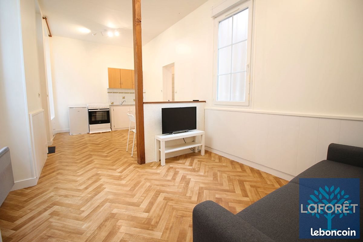 Appartement à louer, 24m², Etampes