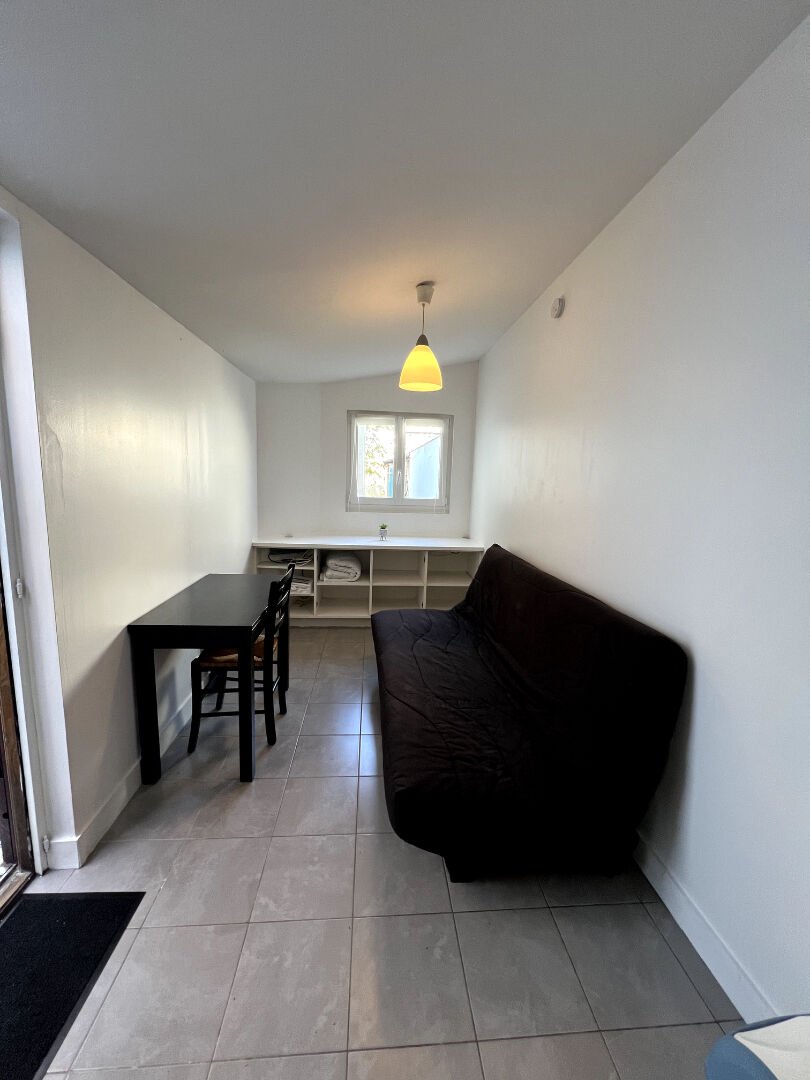Appartement à louer, 18m², Montreuil