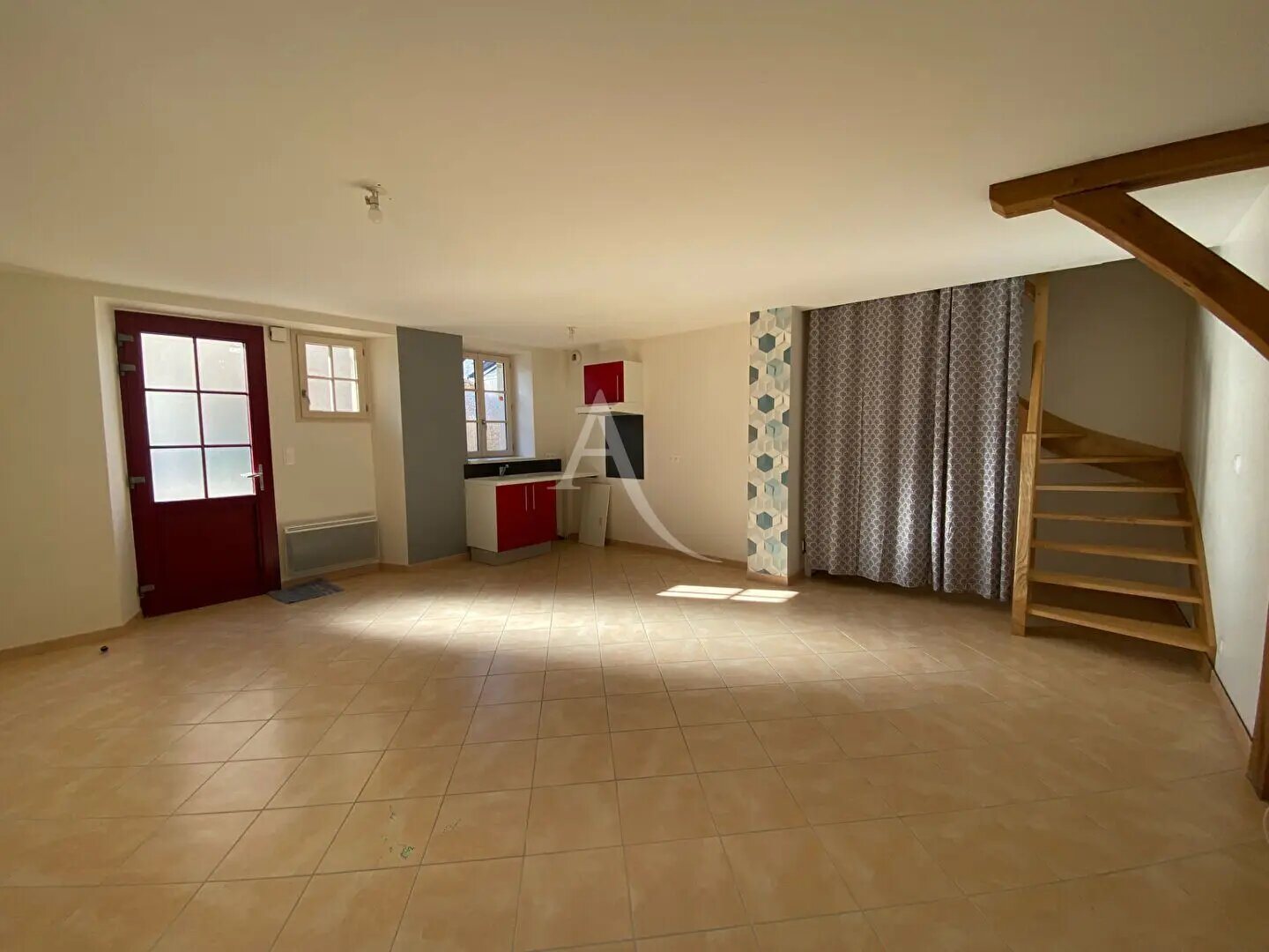 Maison à louer, 76m², Baugé