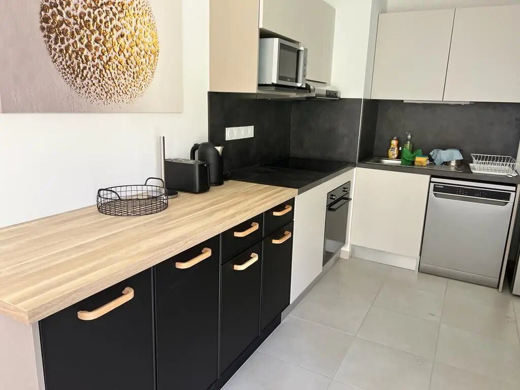 Appartement à louer, 88m², Nîmes