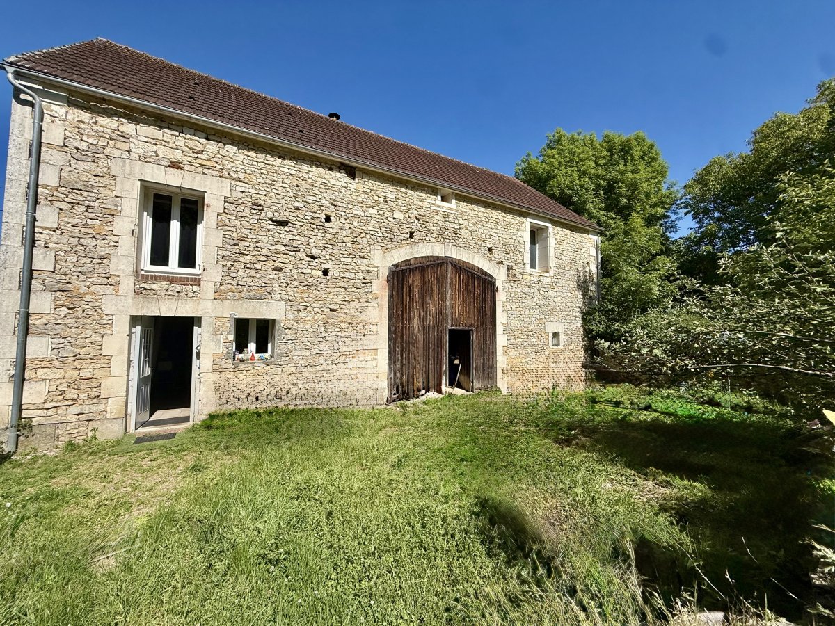 Maison à vendre, 86m², Ouanne