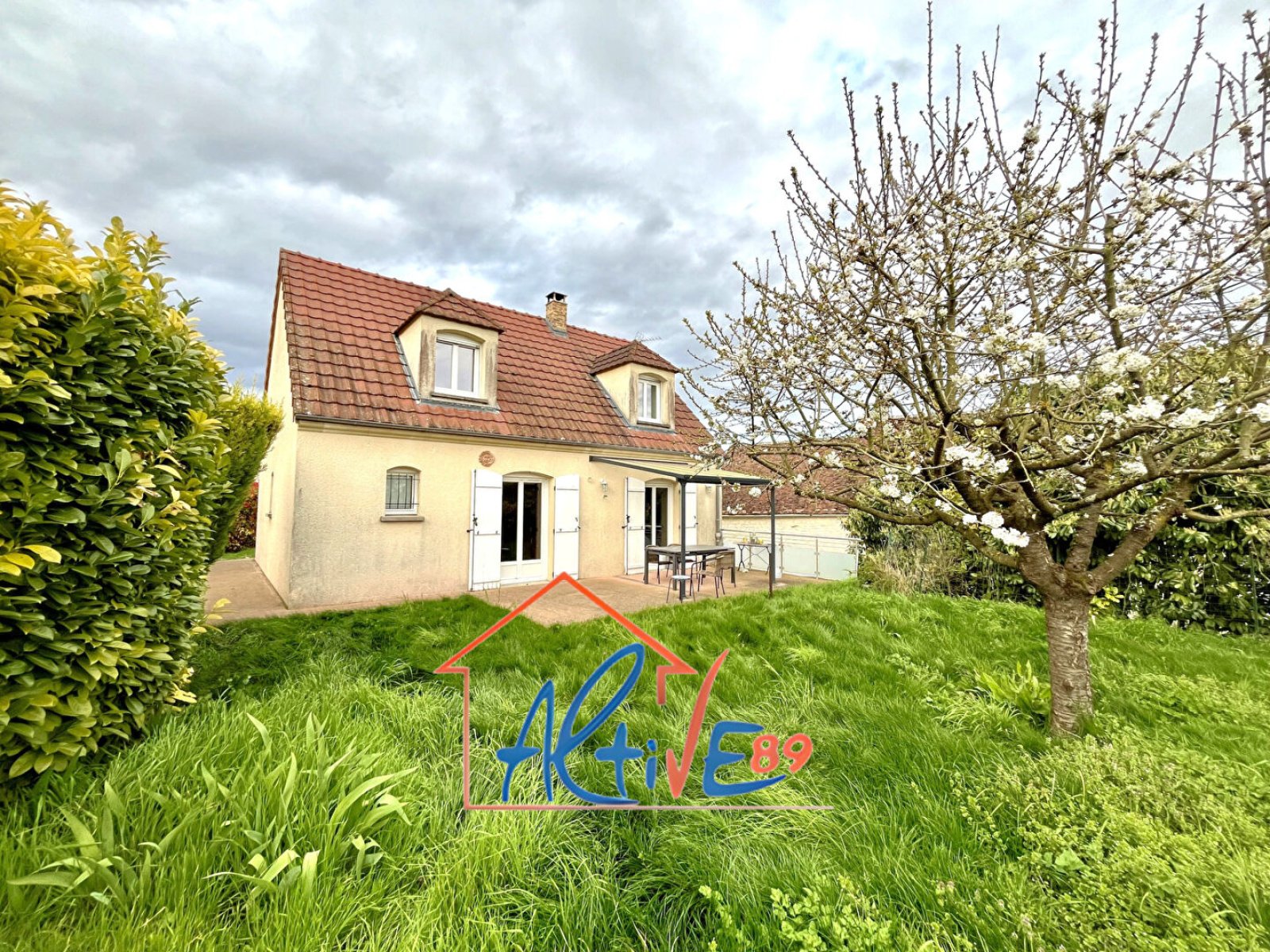 Maison à vendre, 119m², Champlay