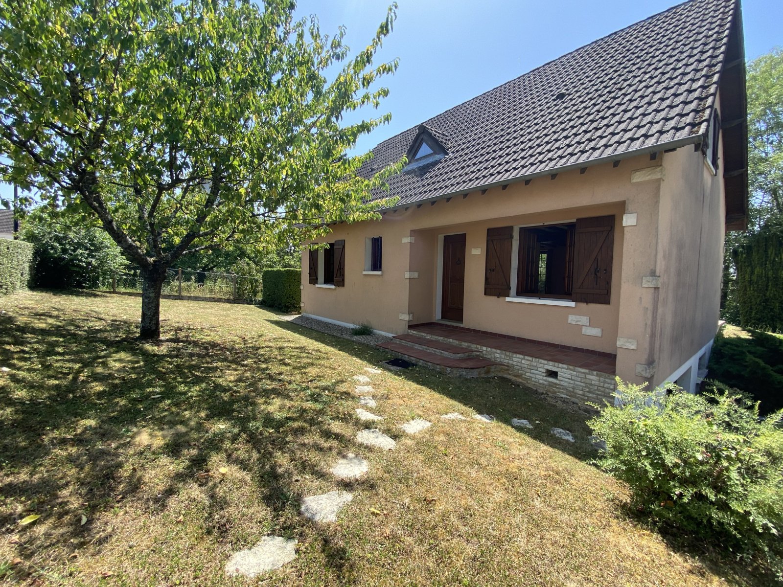 Maison à vendre, 120m², Bassou