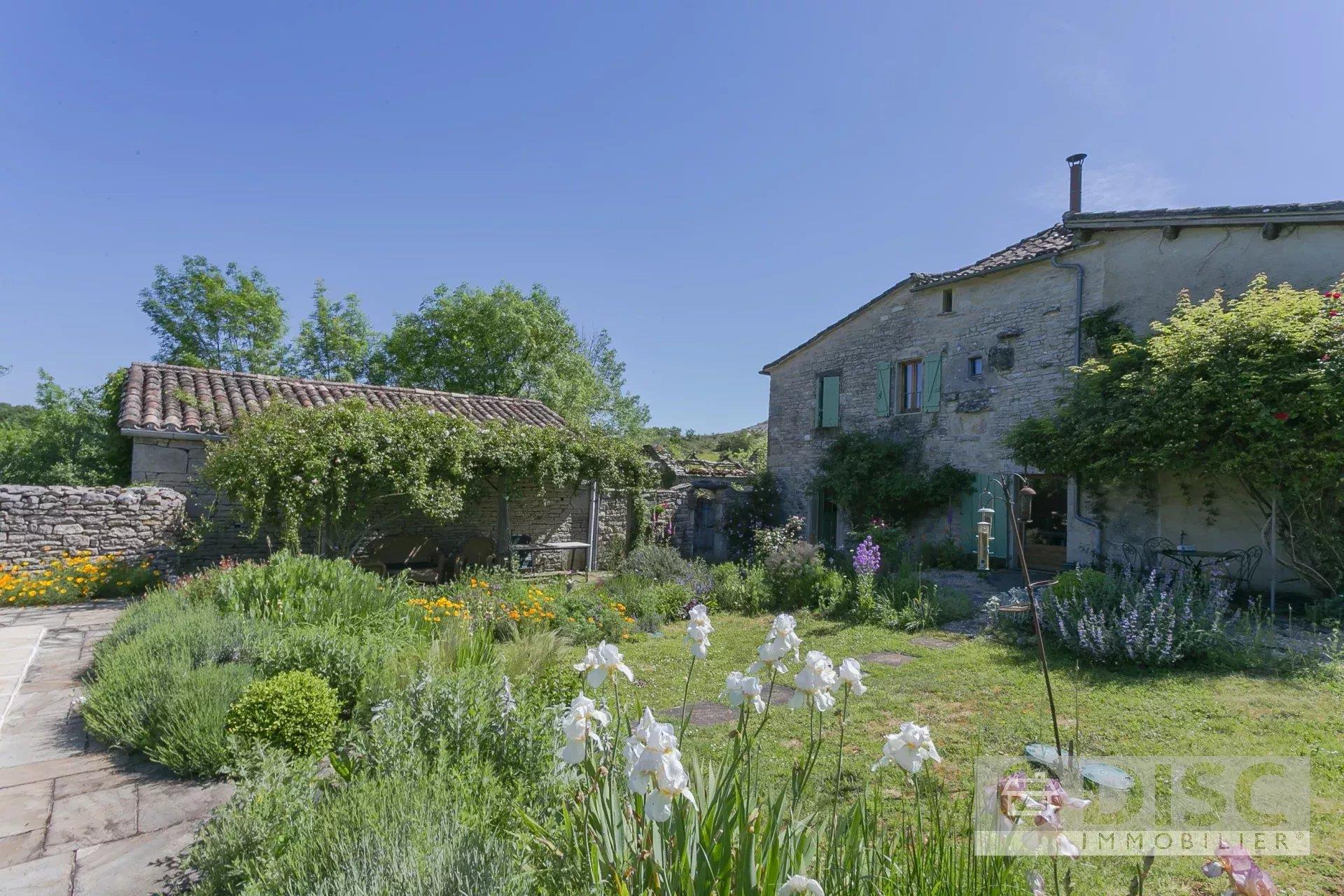 Maison à vendre, 213m², Caylus