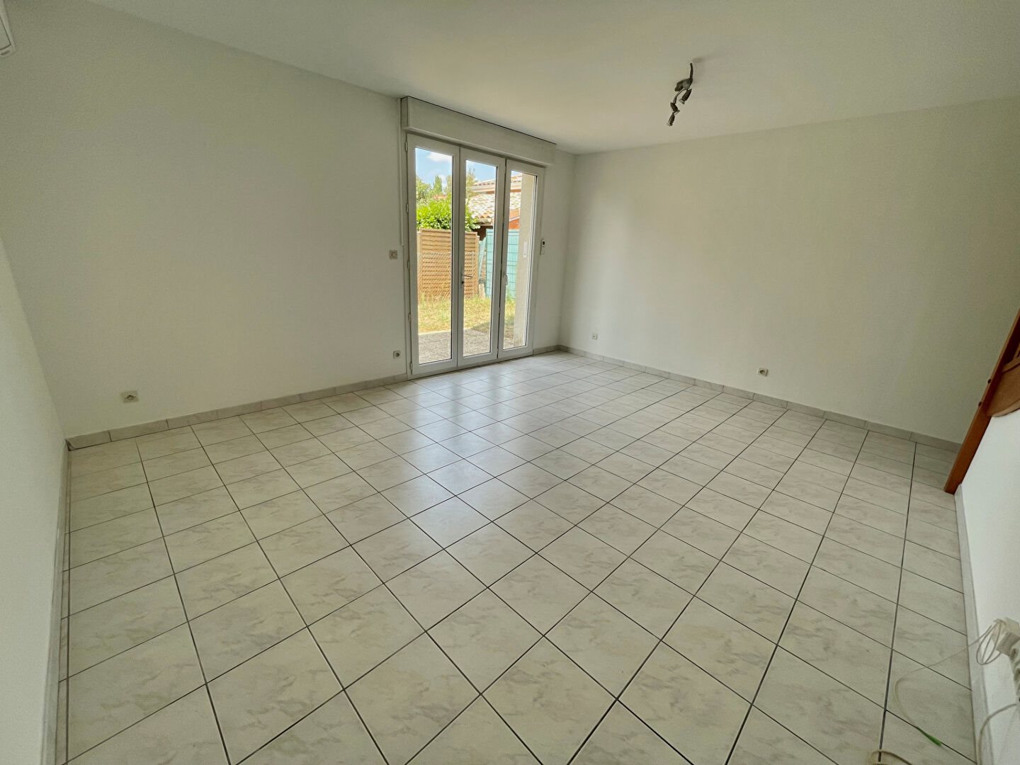 Maison à louer, 71m², L'Isle-Jourdain