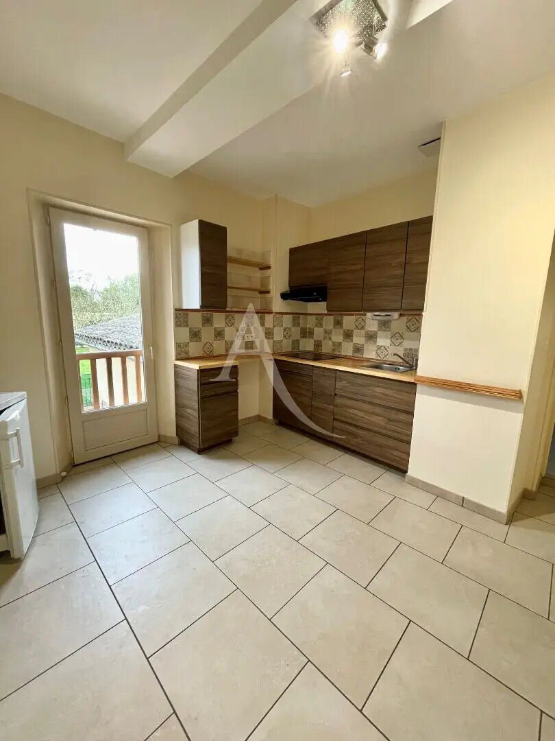 Appartement à louer, 30m², L'Isle-Jourdain