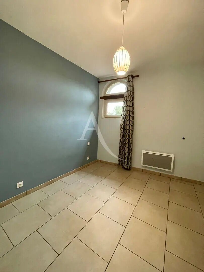 Appartement à louer, 30m², L'Isle-Jourdain