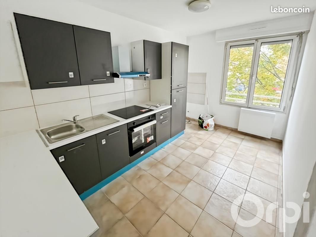 Appartement à louer, 44m², La Courneuve