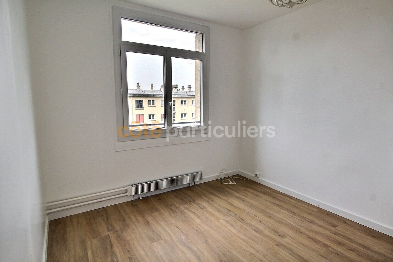 Appartement à louer, 47m², Châtillon