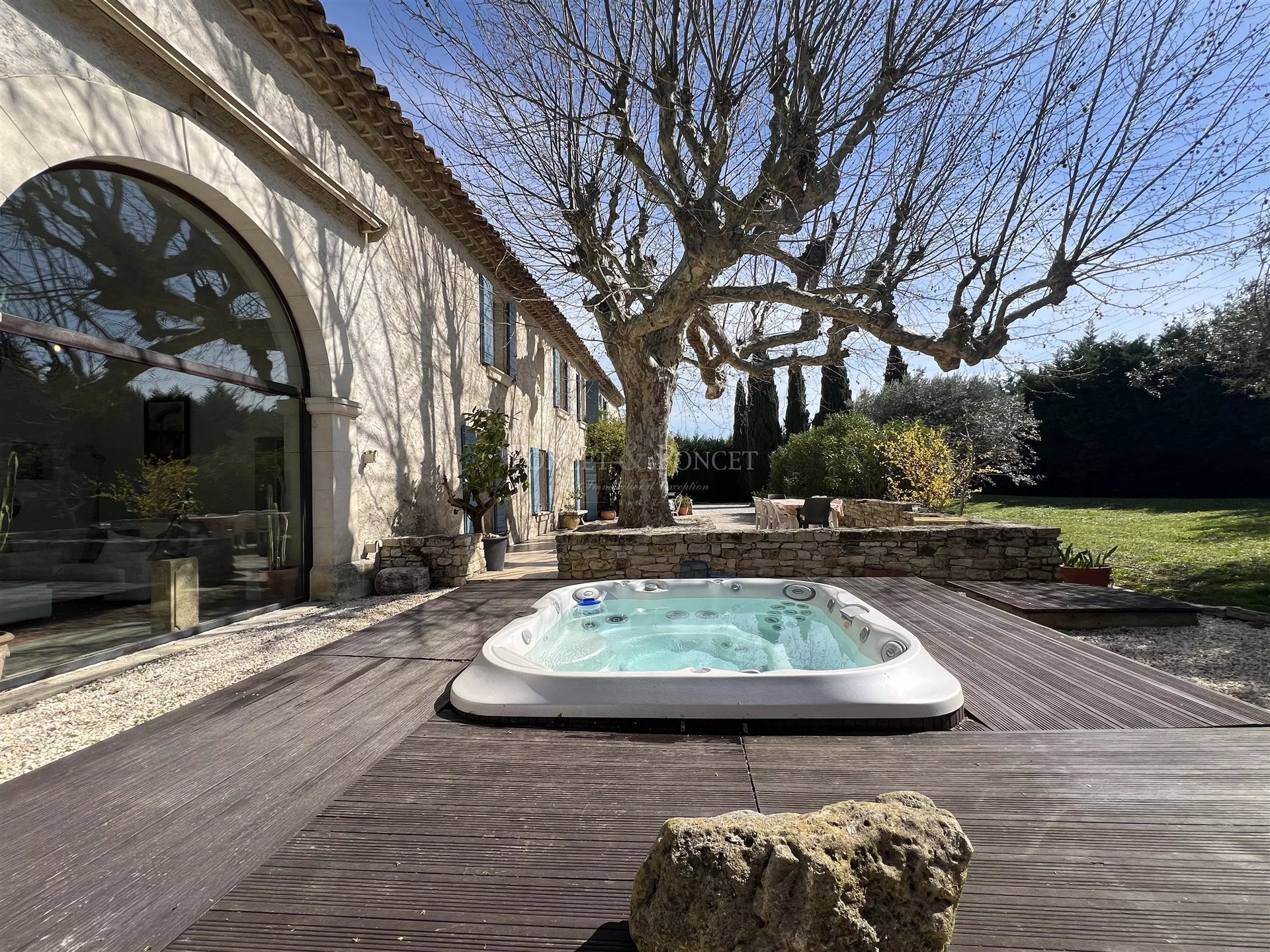 Maison à vendre, 360m², Uzès