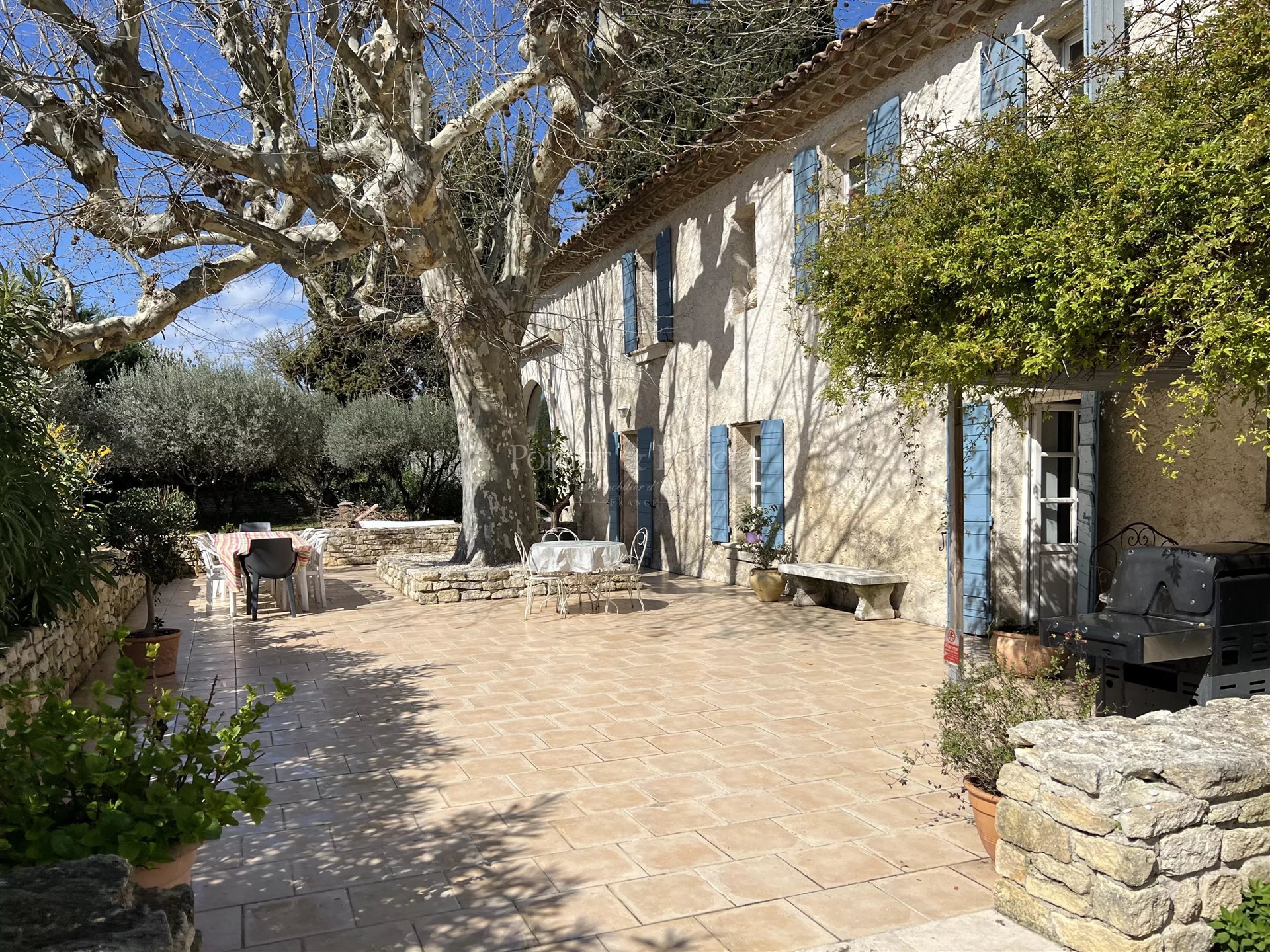 Maison à vendre, 360m², Uzès