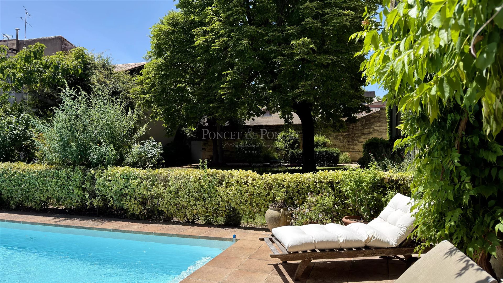 Maison à vendre, 667m², Uzès