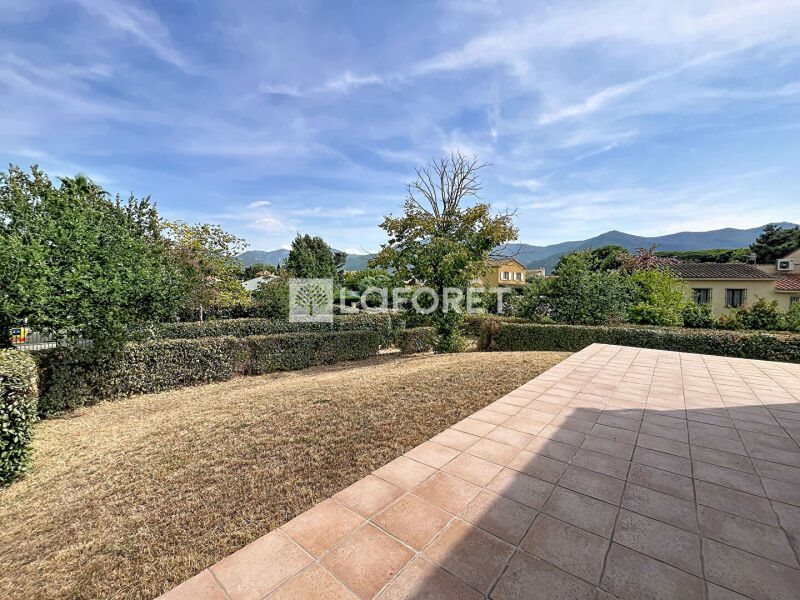 Maison à vendre, 175m², Saint-Génis-des-Fontaines