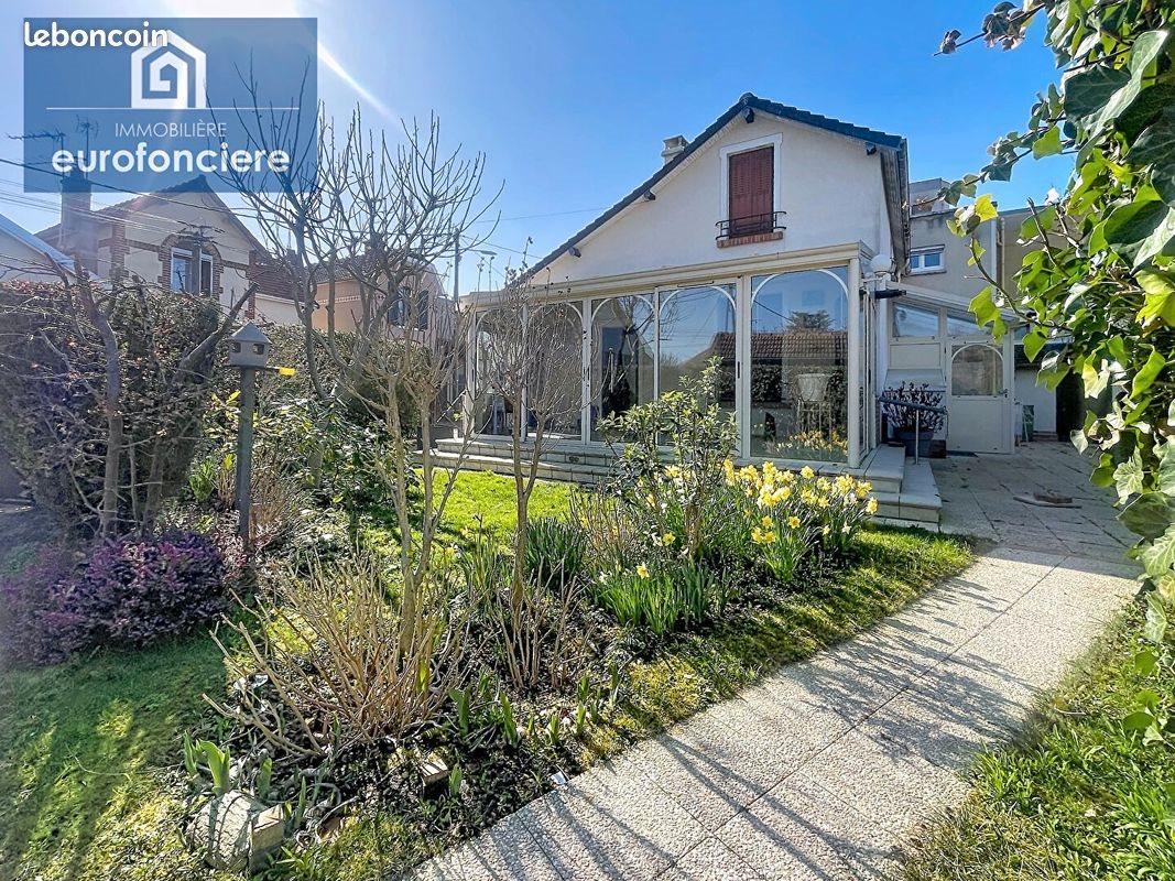 Maison à vendre, 126m², Saint-Julien-les-Villas