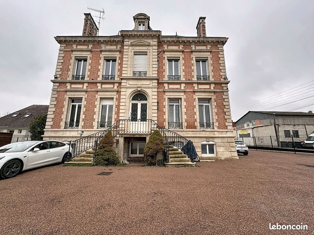 Appartement à louer, 15m², Bréviandes