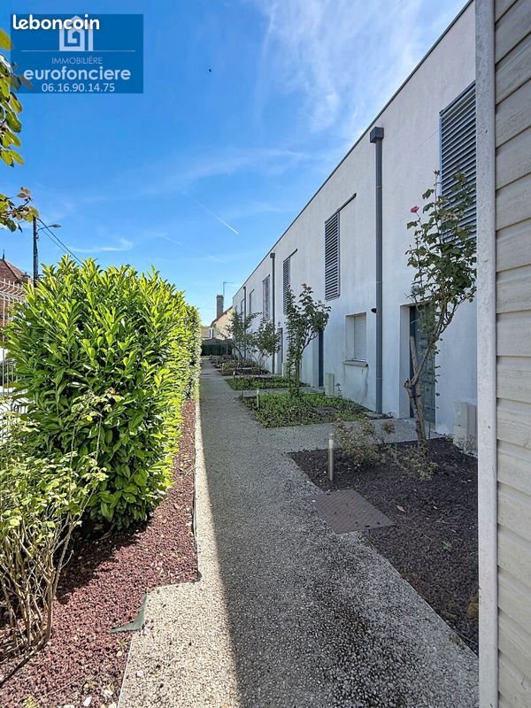 Appartement à louer, 69m², Bréviandes