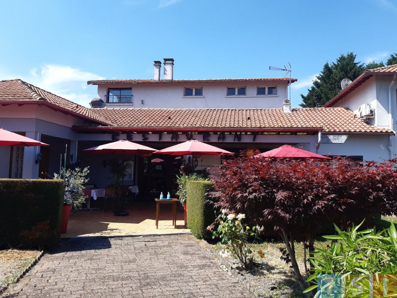 Maison à vendre, 1300m², Labarthe-Inard
