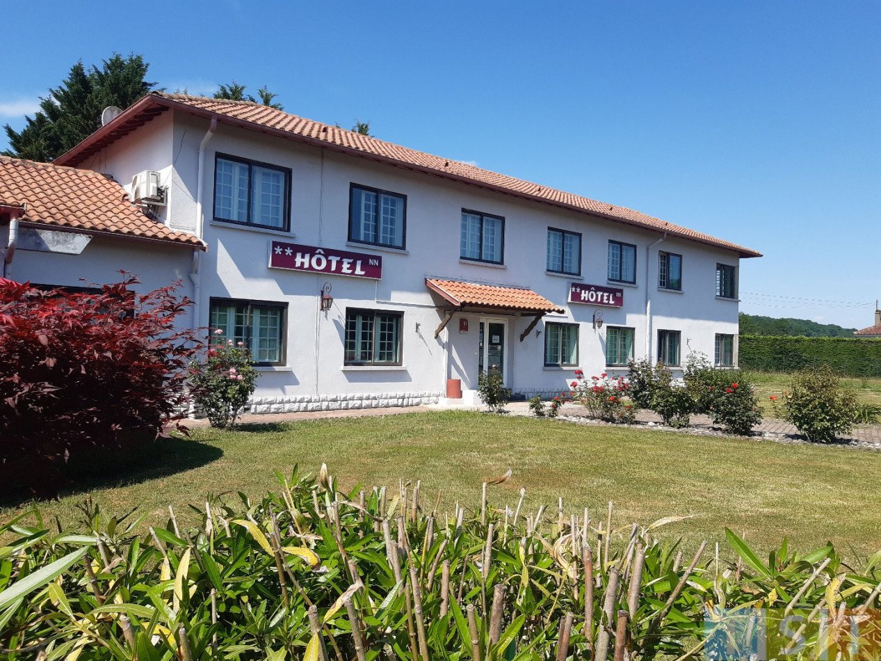 Maison à vendre, 1300m², Labarthe-Inard