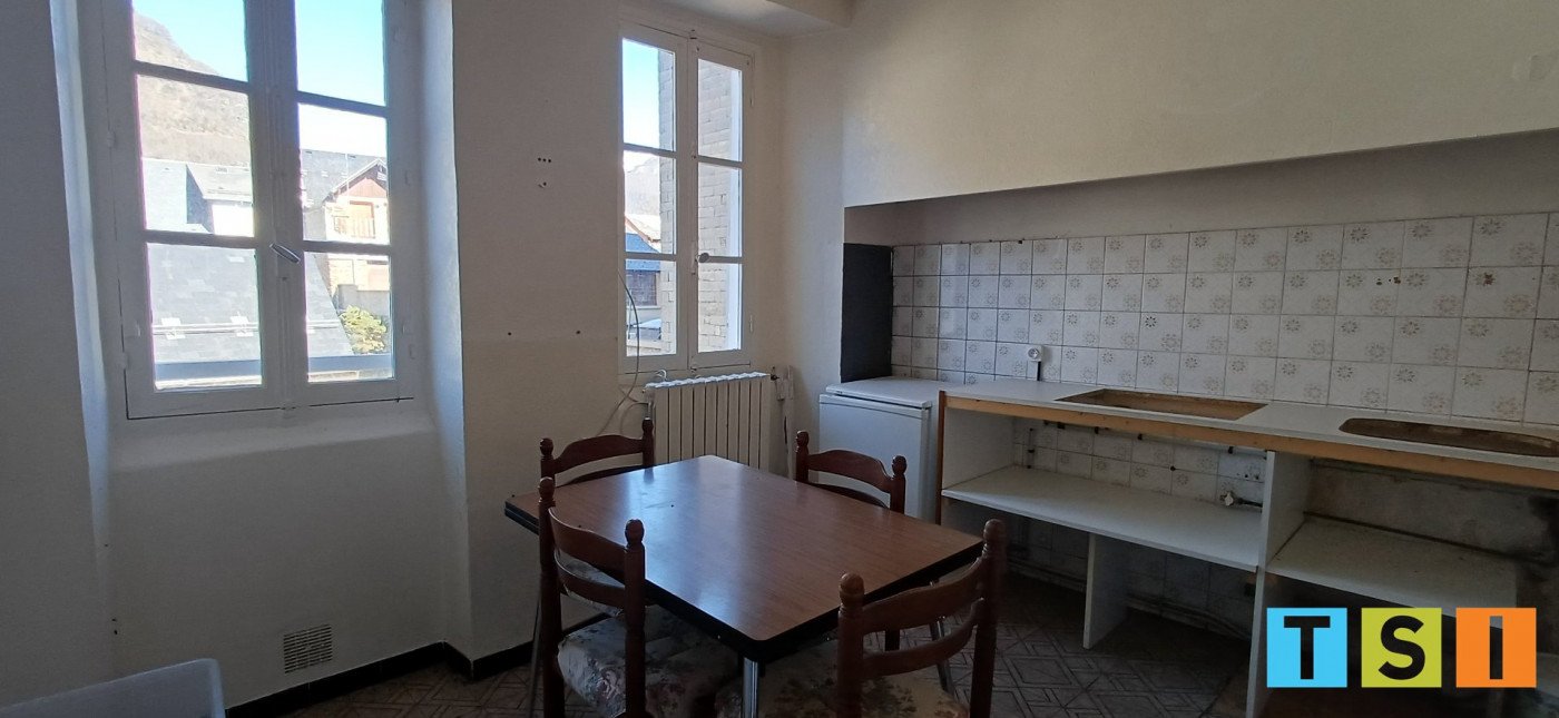 Maison à vendre, 90m², Bagnères-de-Luchon