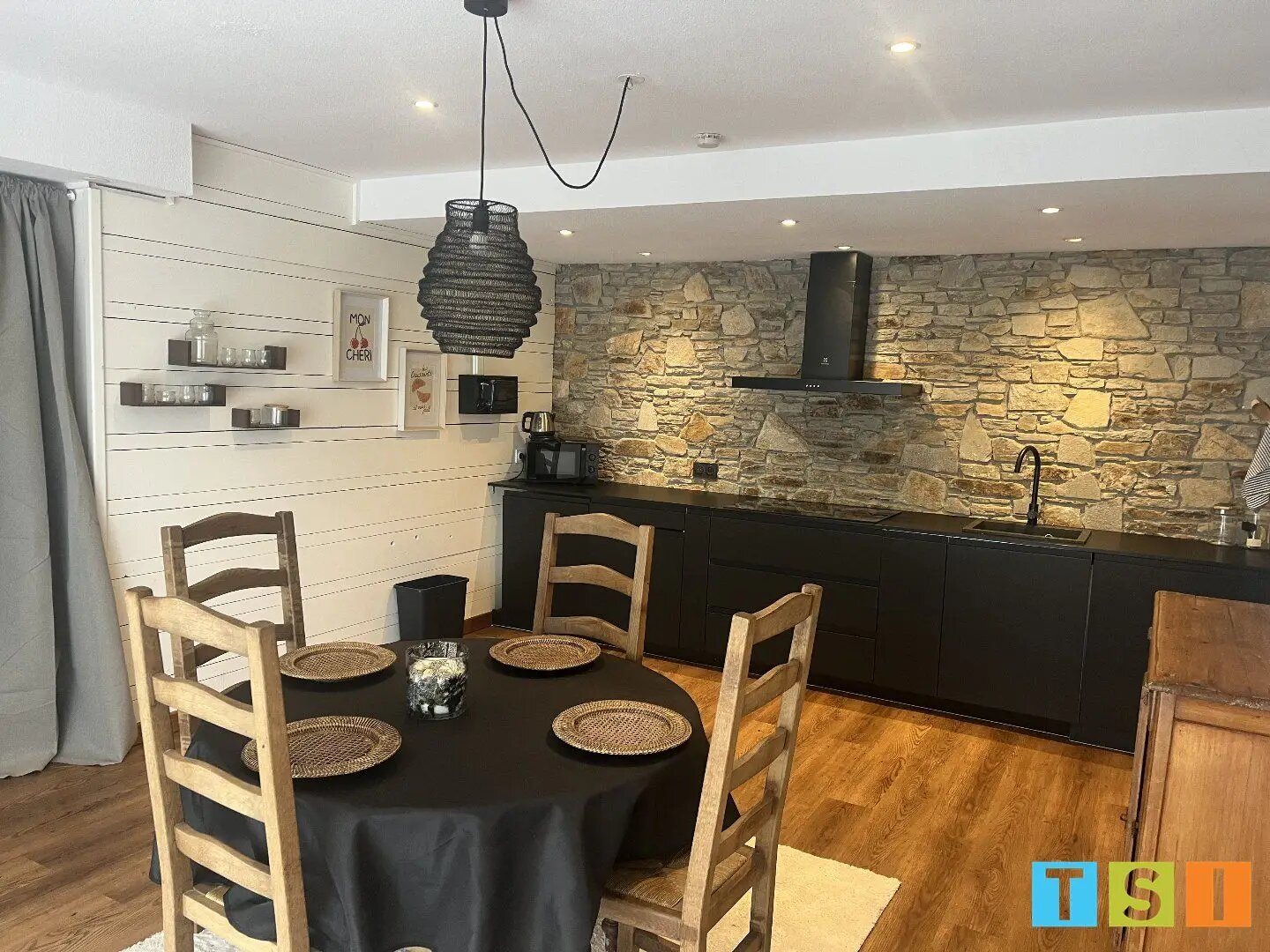 Maison à vendre, 185m², Bagnères-de-Luchon