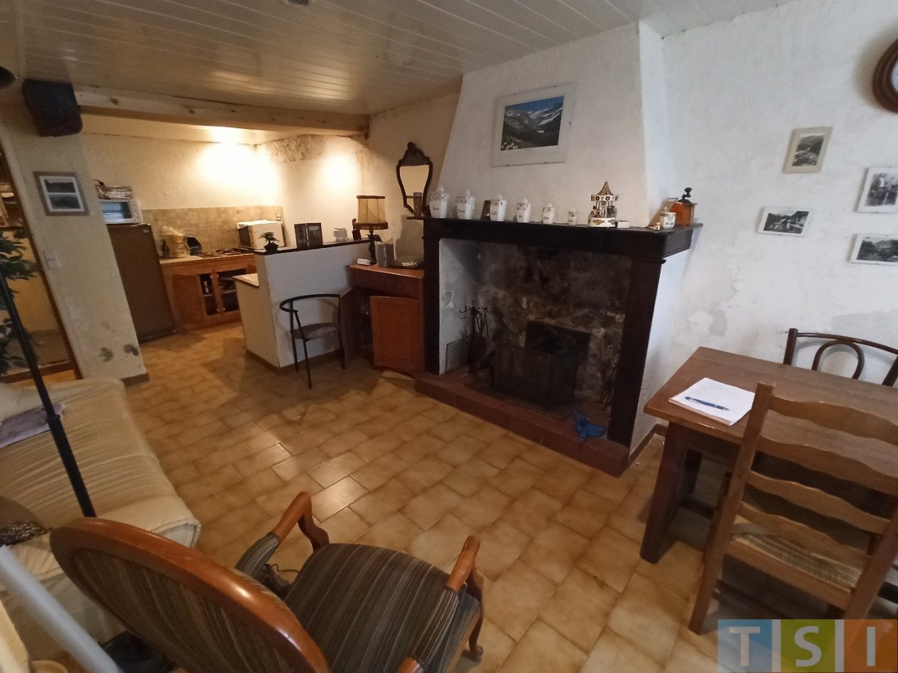 Maison à vendre, 82m², Saint-Béat-Lez