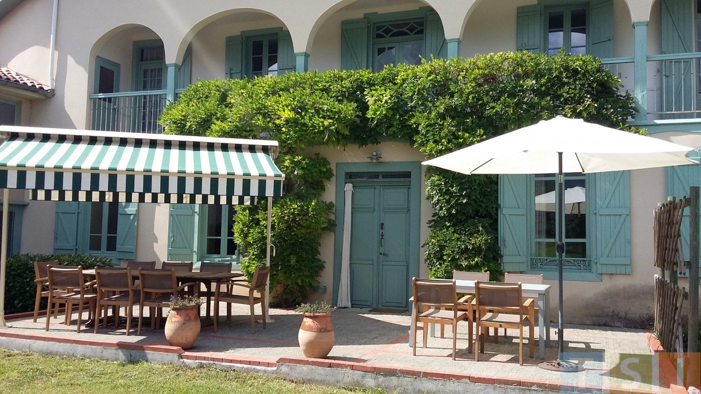 Maison à vendre, 545m², Estadens