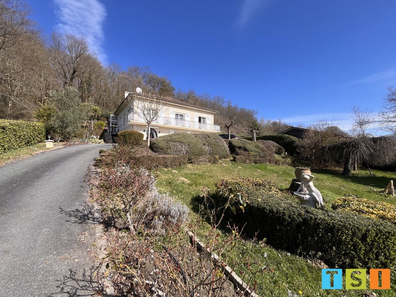Maison à vendre, 224m², Villeneuve-de-Rivière