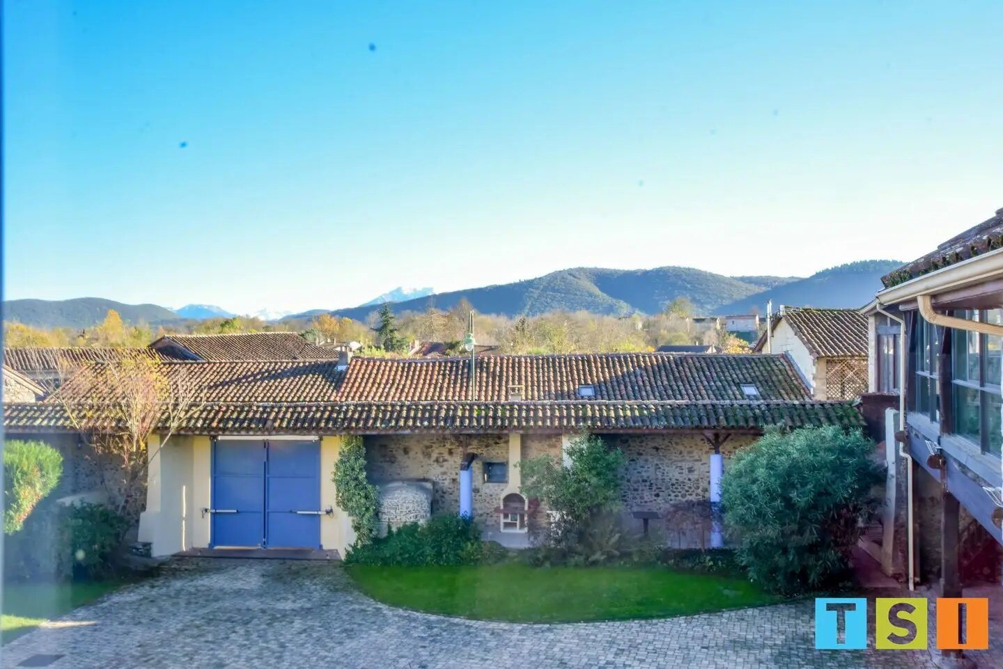 Maison à vendre, 625m², Ausson