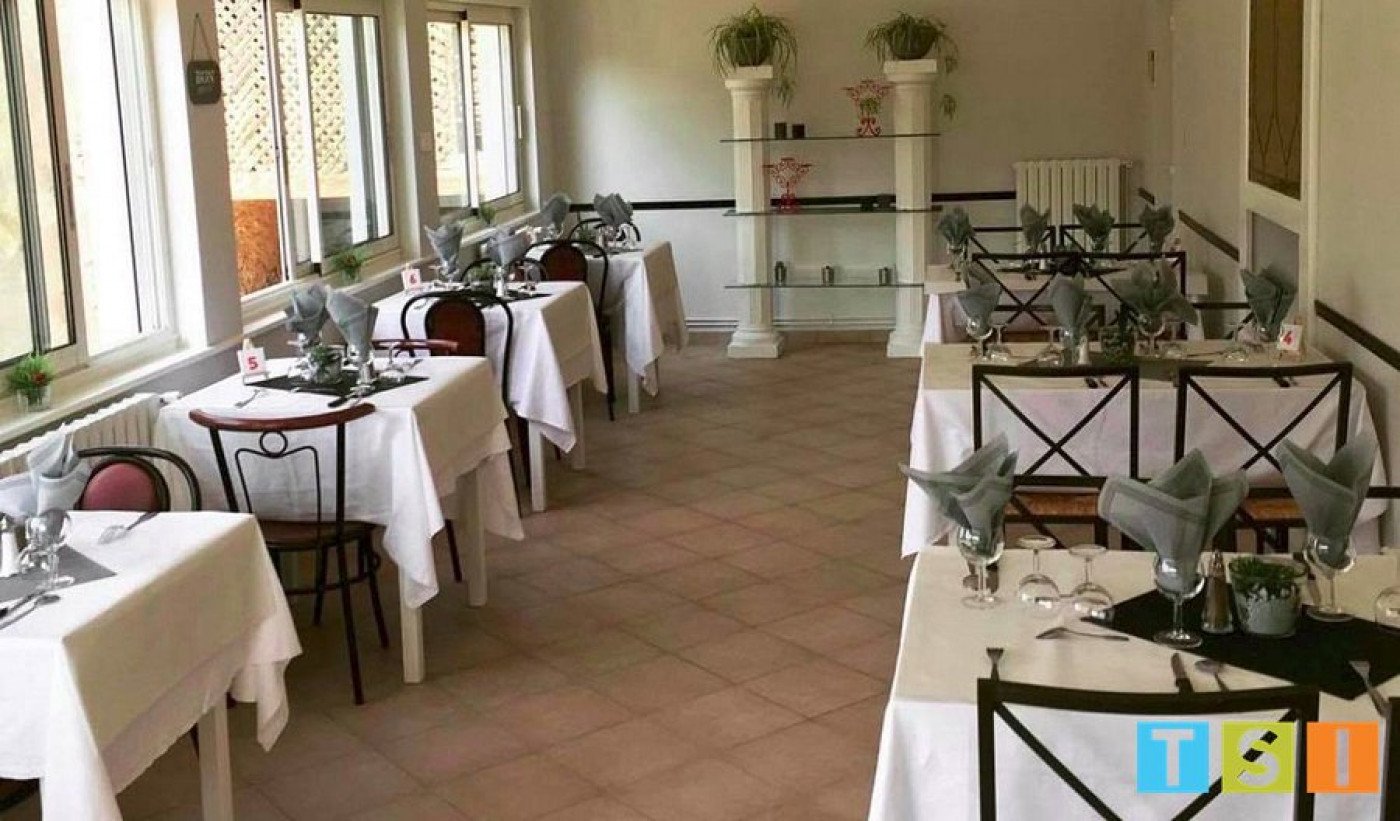 Maison à vendre, NaNm², Gourdan-Polignan