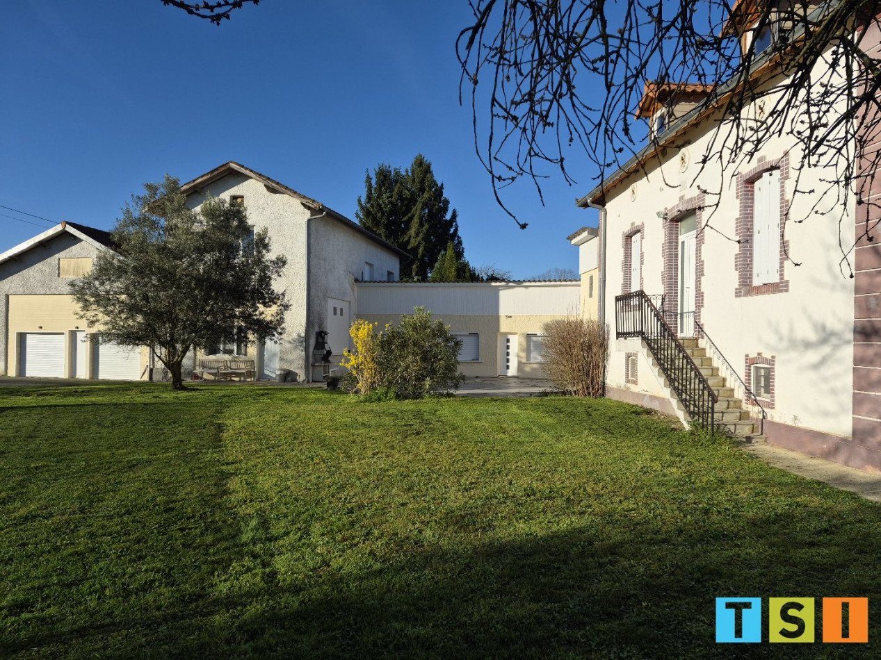 Maison à vendre, 340m², Huos