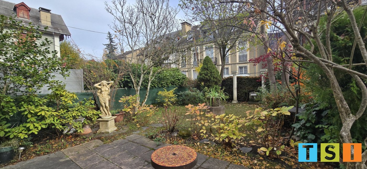 Maison à vendre, 137m², Bagnères-de-Luchon