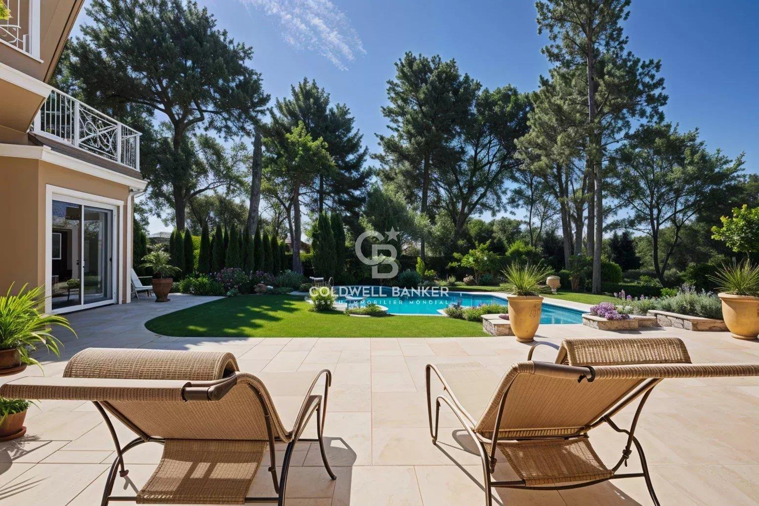 Maison à vendre, 430m², Mougins