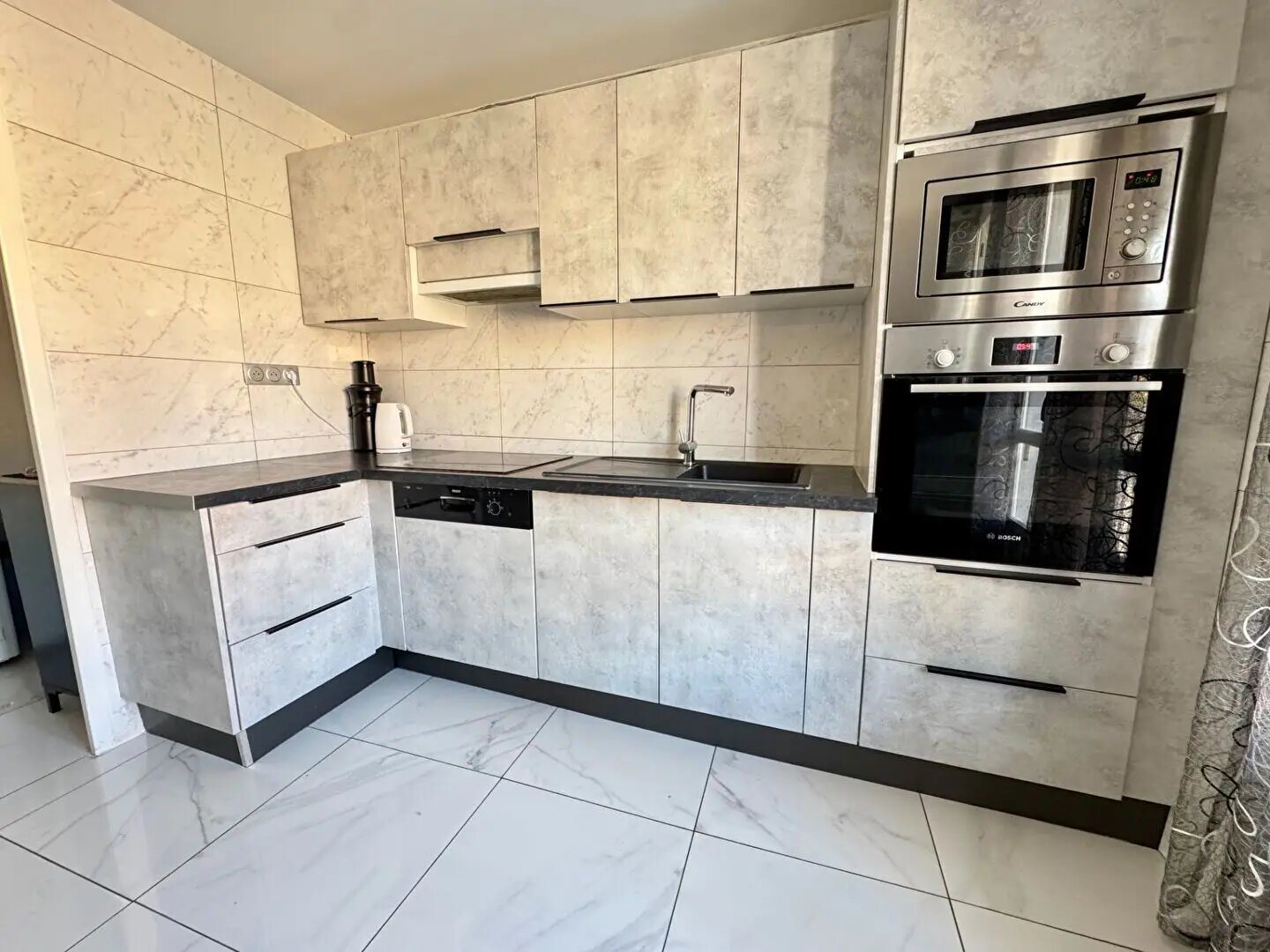 Appartement à vendre, 85m², Miramas