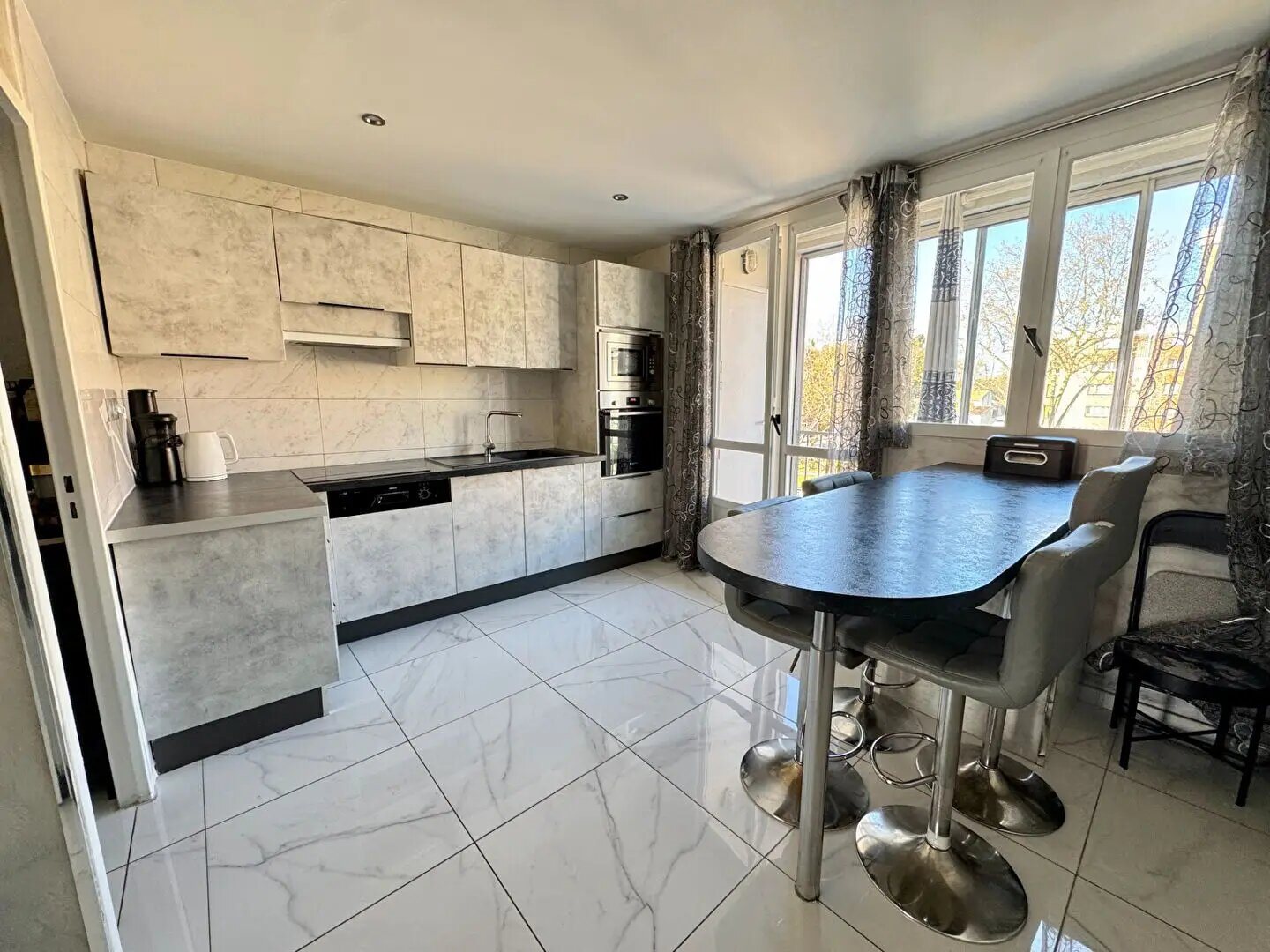 Appartement à vendre, 85m², Miramas