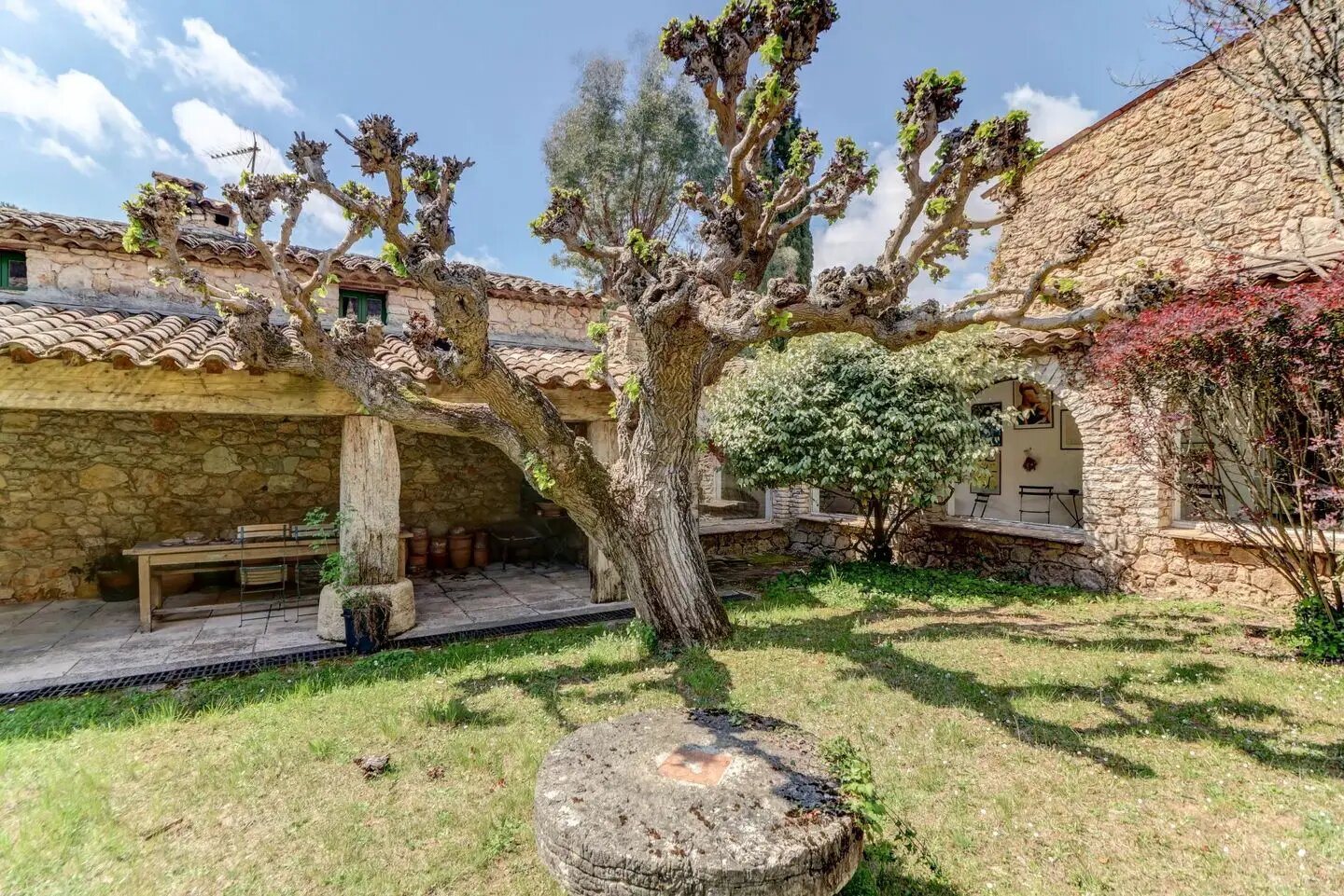 Maison à vendre, 600m², Bagnols-en-Forêt