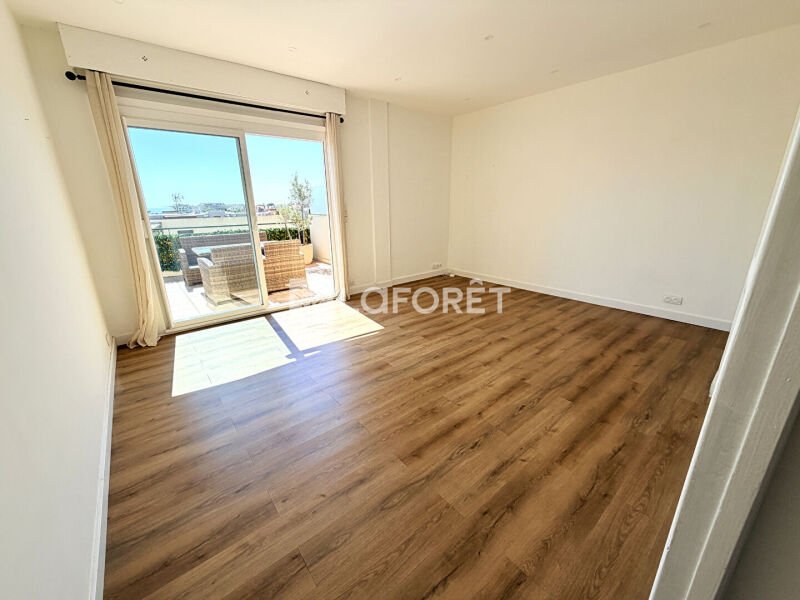 Appartement à louer, 64m², Cannes