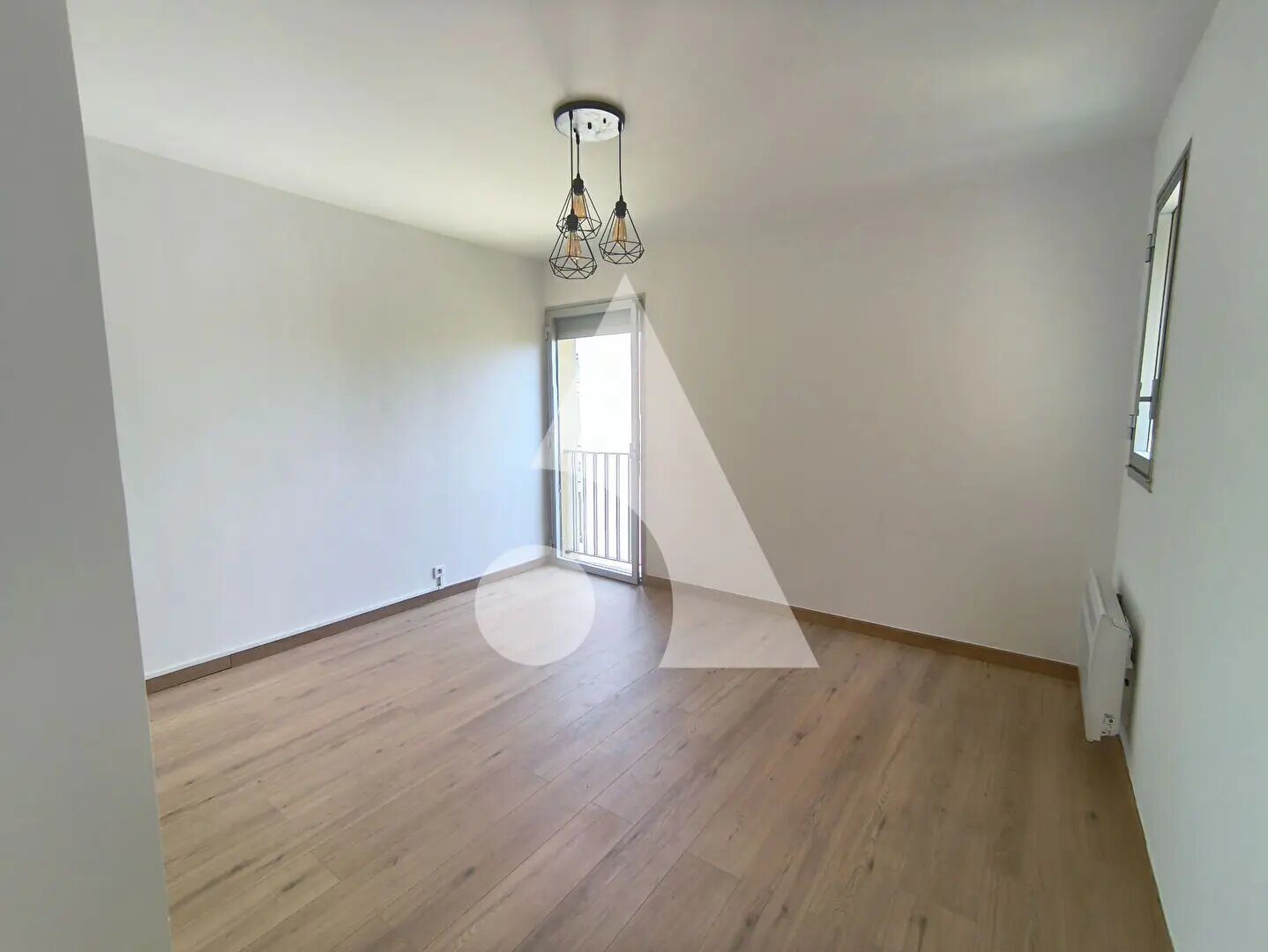 Appartement à louer, 19m², Pertuis