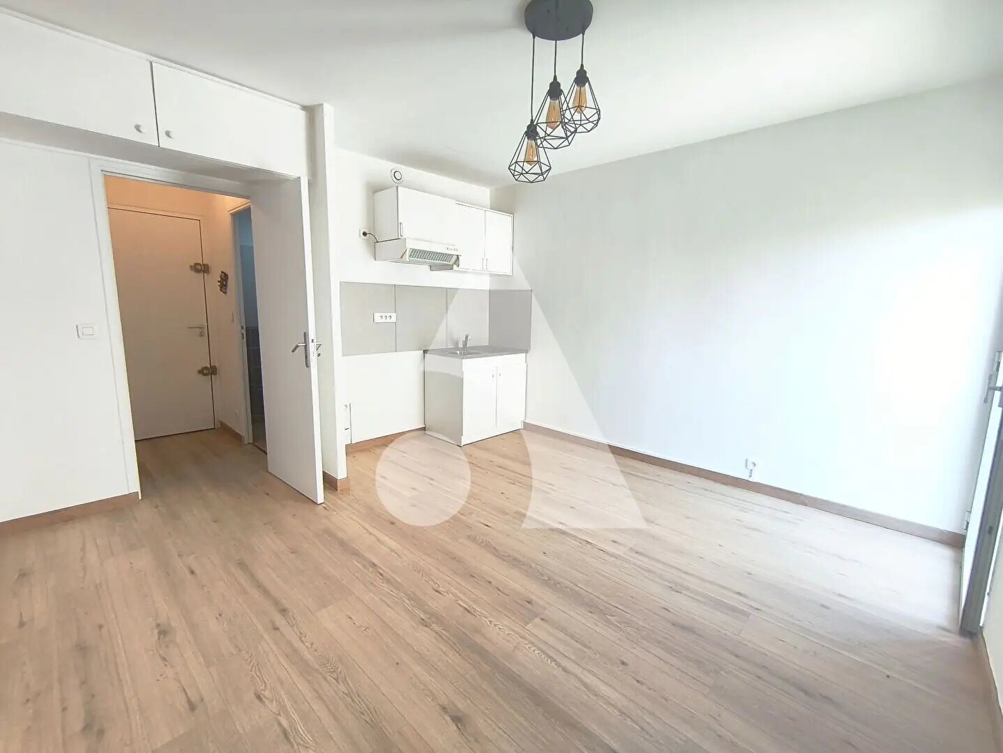 Appartement à louer, 19m², Pertuis