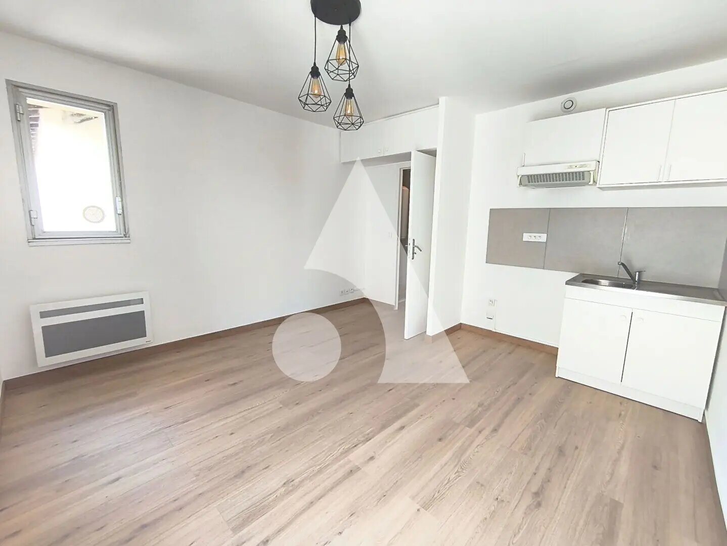 Appartement à louer, 19m², Pertuis
