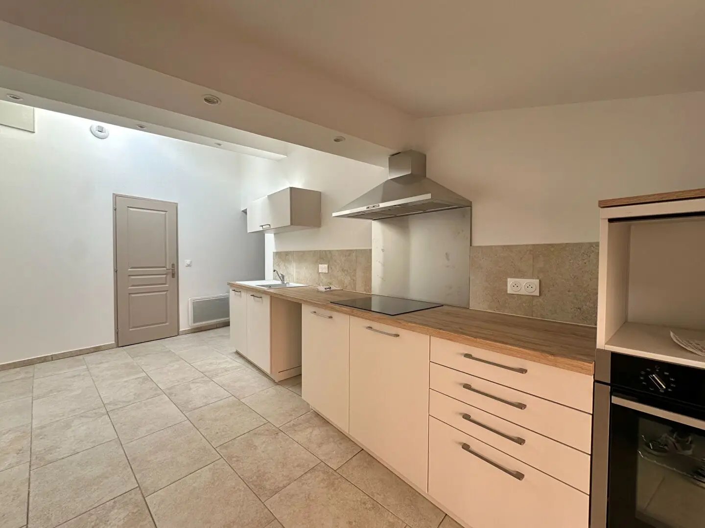 Appartement à louer, 51m², Le Luc