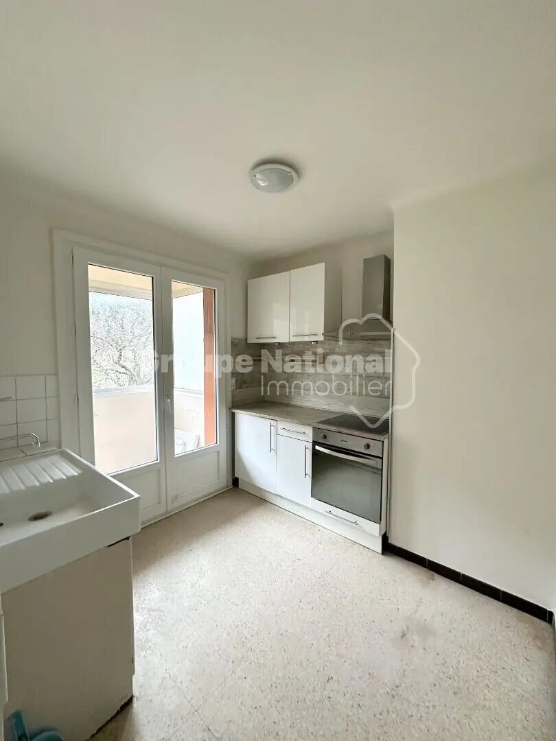 Appartement à louer, 61m², Le Luc