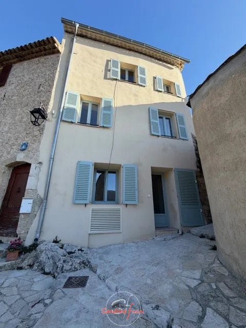 Appartement à louer, 65m², Carros