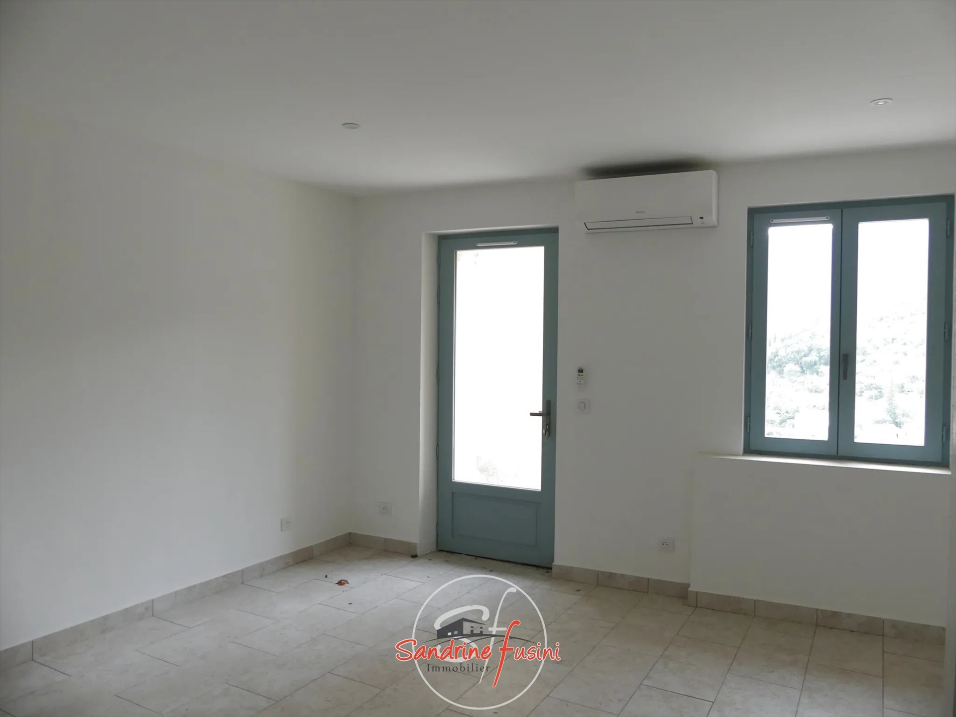 Appartement à louer, 26m², Carros