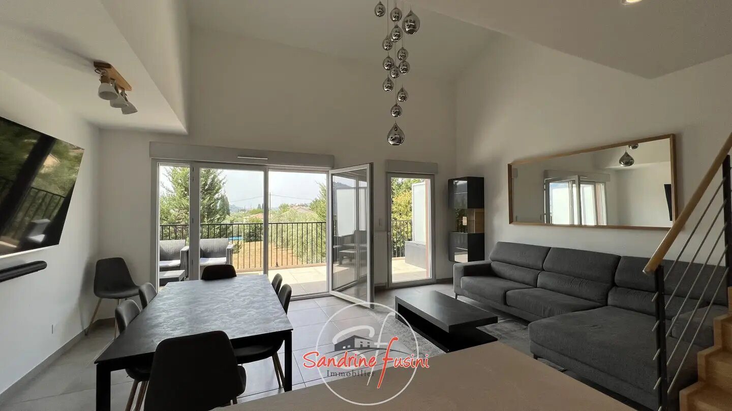 Appartement à louer, 100m², Carros