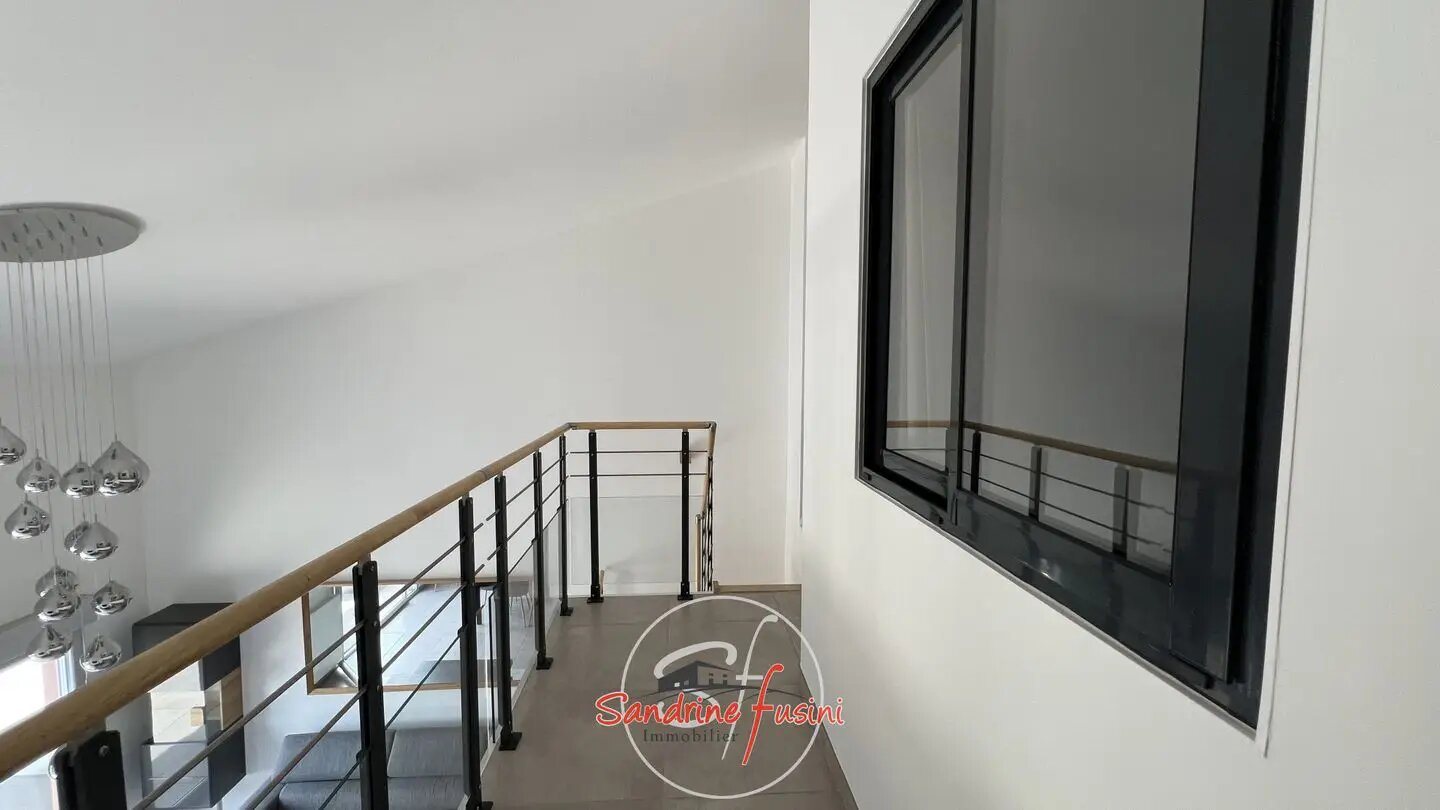 Appartement à louer, 100m², Carros