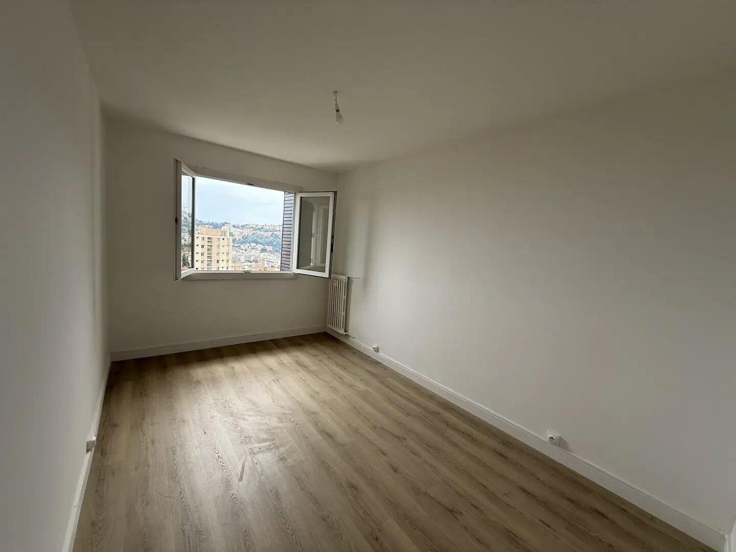Appartement à louer, 68m², Nice