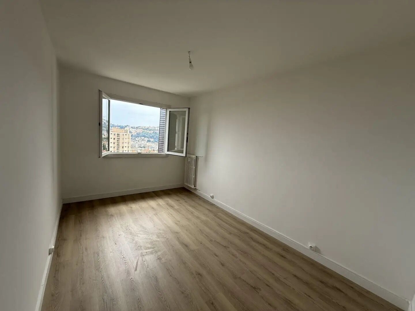 Appartement à louer, 68m², Nice