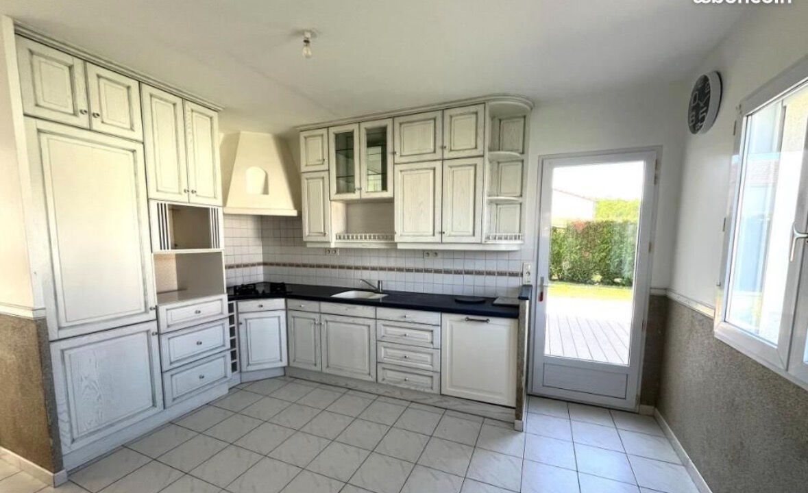 Maison à vendre, 123m², Nesmy