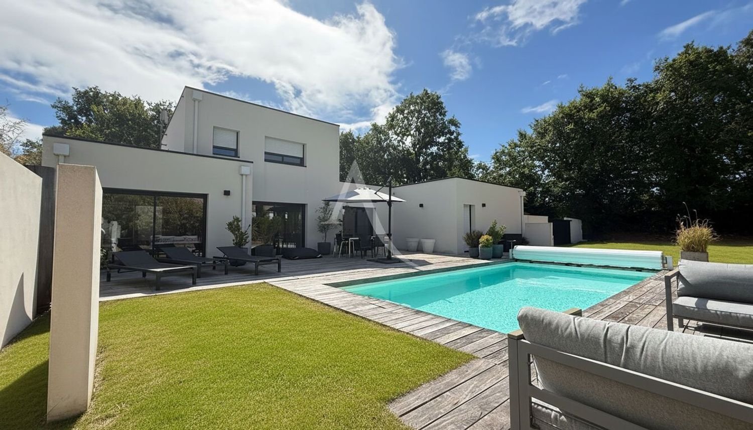 Maison à vendre, 131m², La Roche-sur-Yon