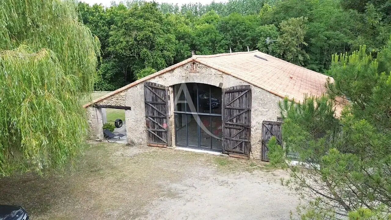 Maison à vendre, 214m², Aizenay